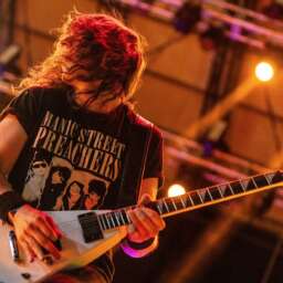 346e55861bb9e0165e8dfa76b153b9e1.jpg